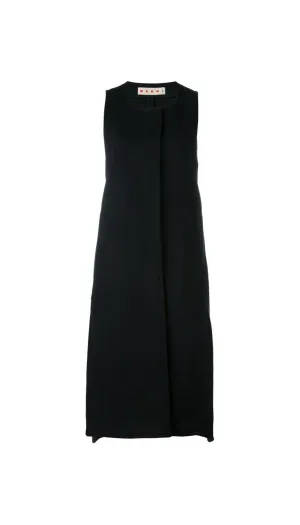 Fluted sleeveless jacket
