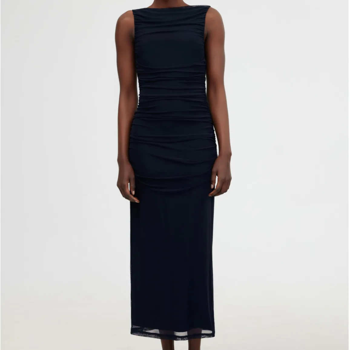 Saria Midi Dress | Black