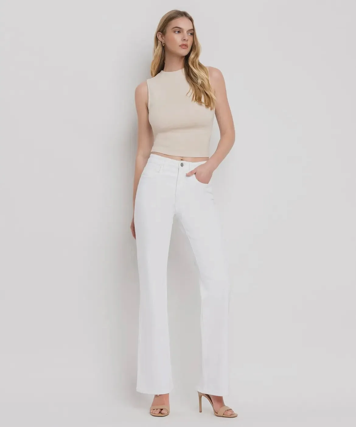 THE LESLIE WHITE WIDE FLARE VERVET